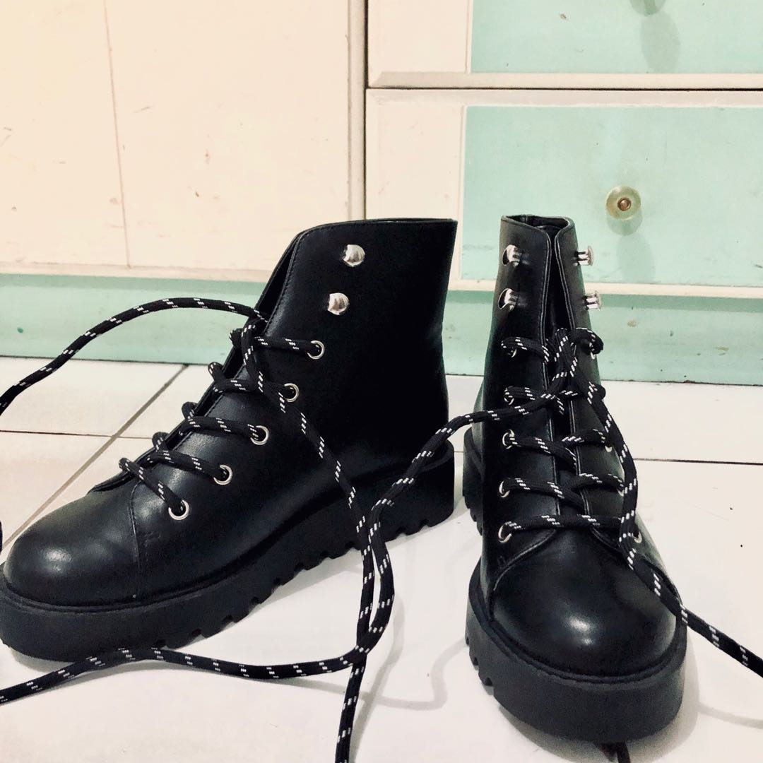 H&m flat boots clearance