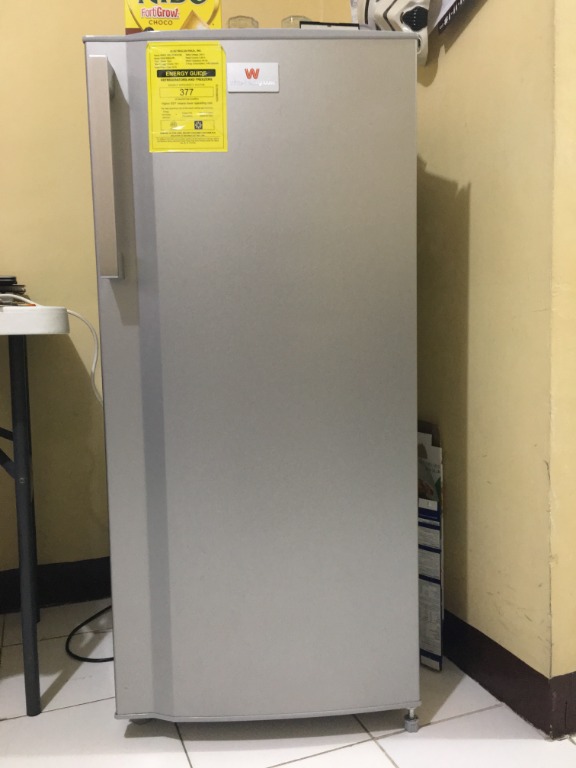 For Sale White Westinghouse Refrigerator Bought Last December 2017 Home Furniture Home Appliances Refrigerators And Freezers On Carousell