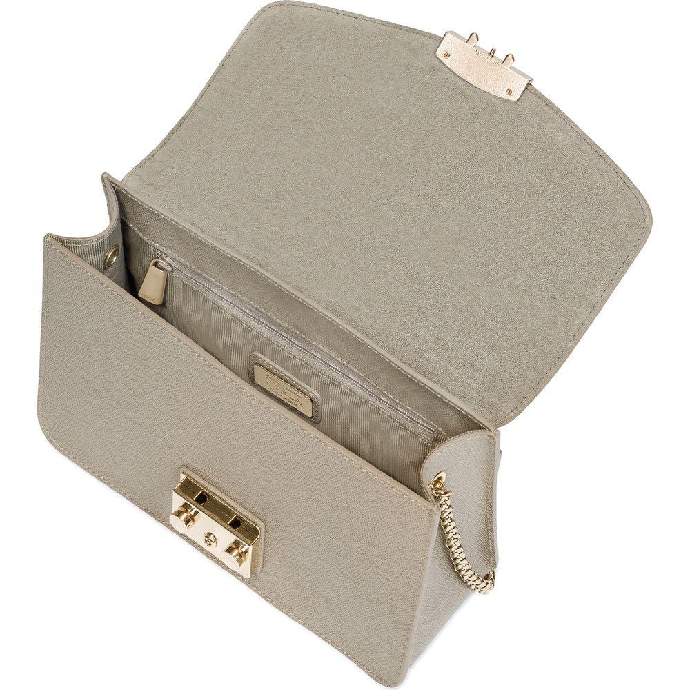 Furla metropolis shoulder bag Sabbia Carousell
