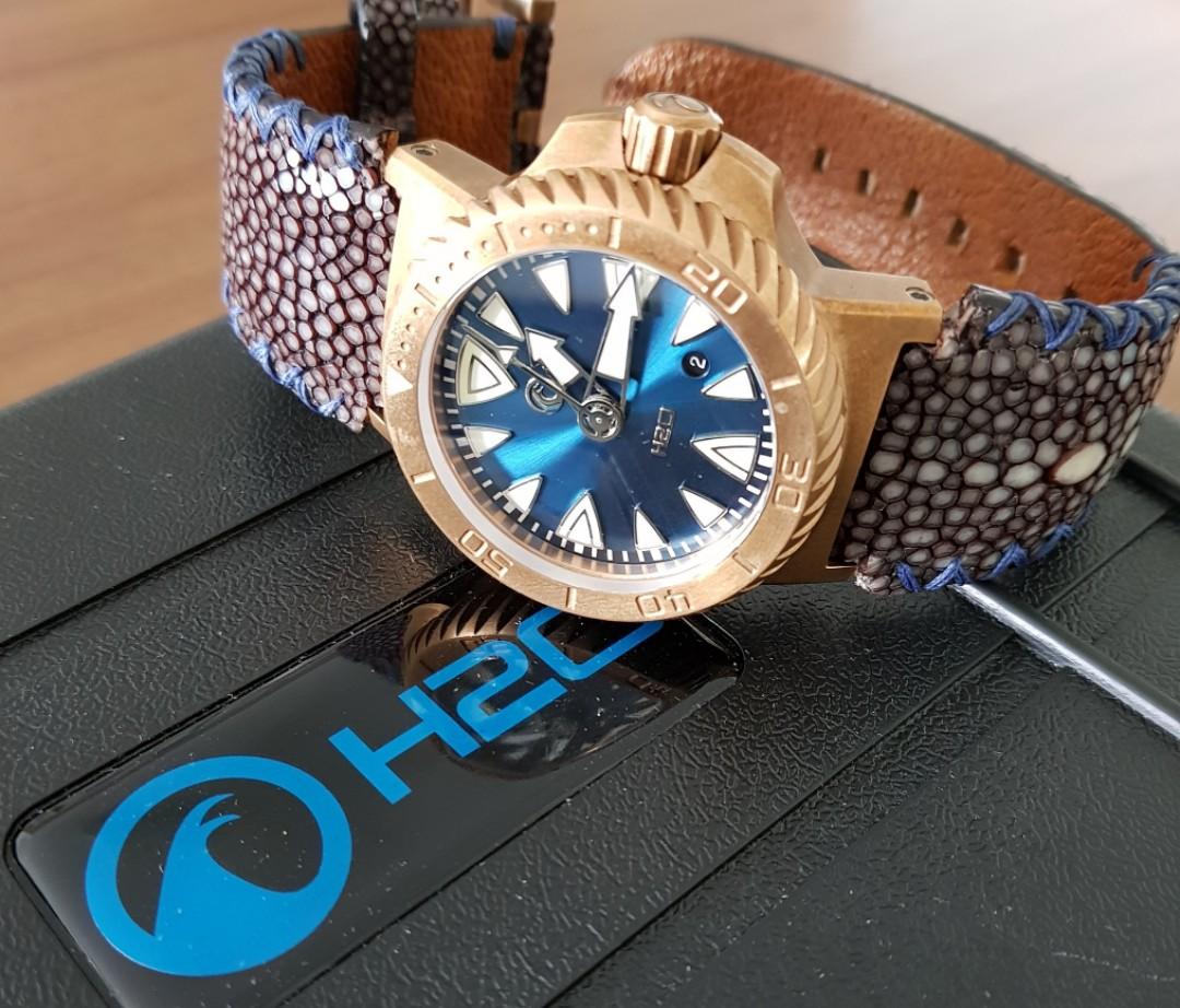 H20 Kalmar Ii Bronze Dive Watch Men S Fashion Watches On Carousell