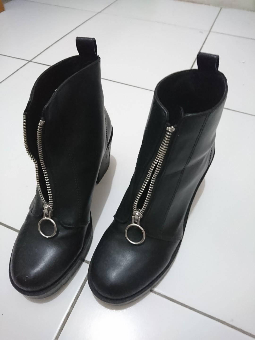 Jual Sepatu Boots H\u0026M Divided, Fesyen 