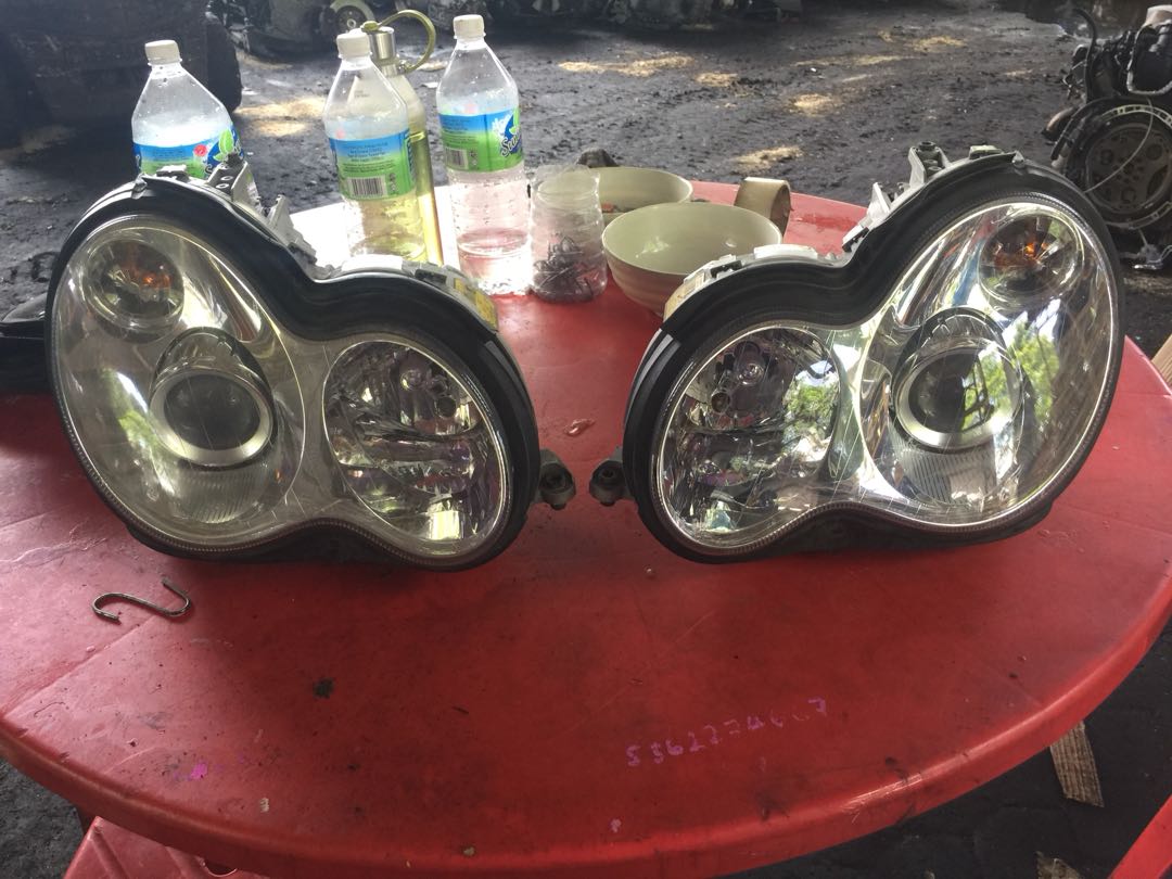 W203 headlamp clearance