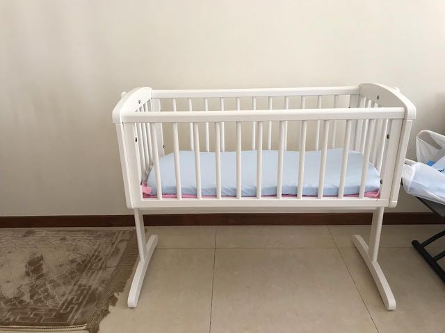 used baby cribs