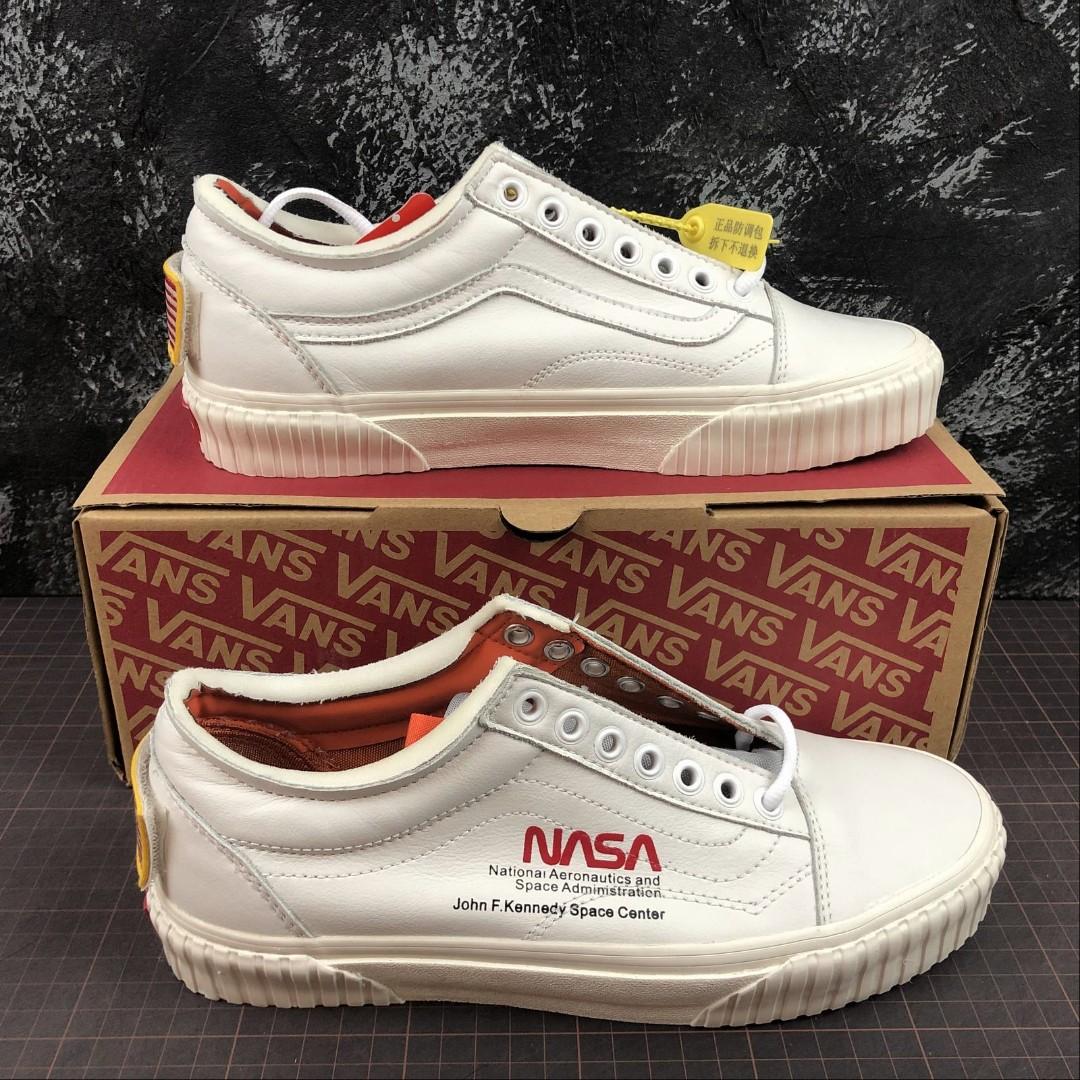 vans nasa prezzo