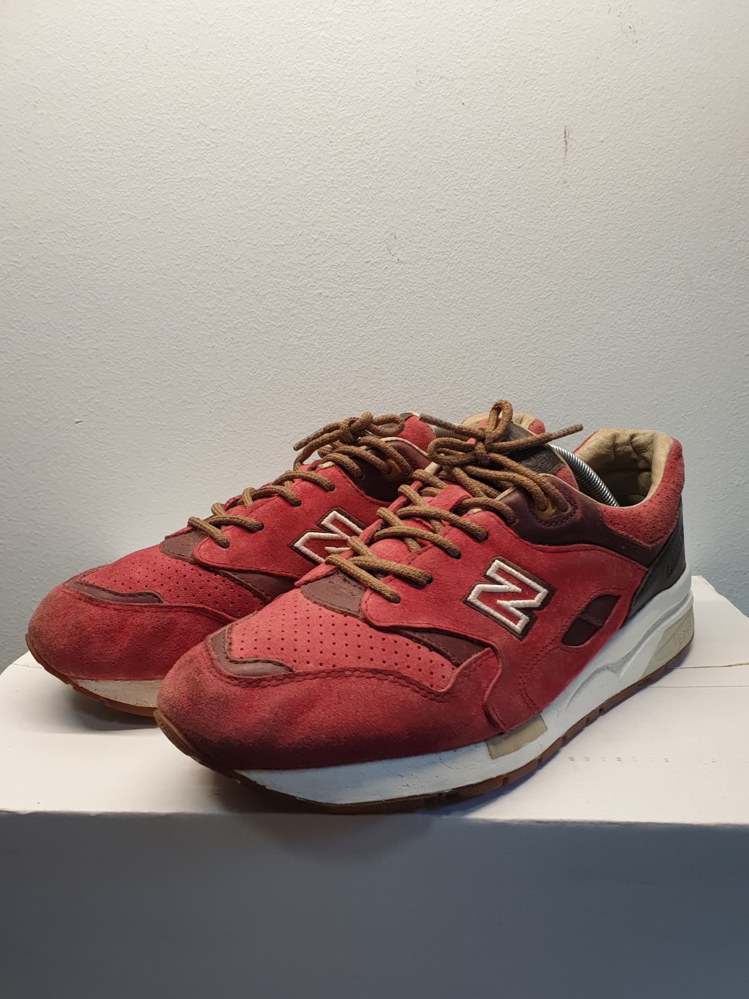 new balance 999 barbershop