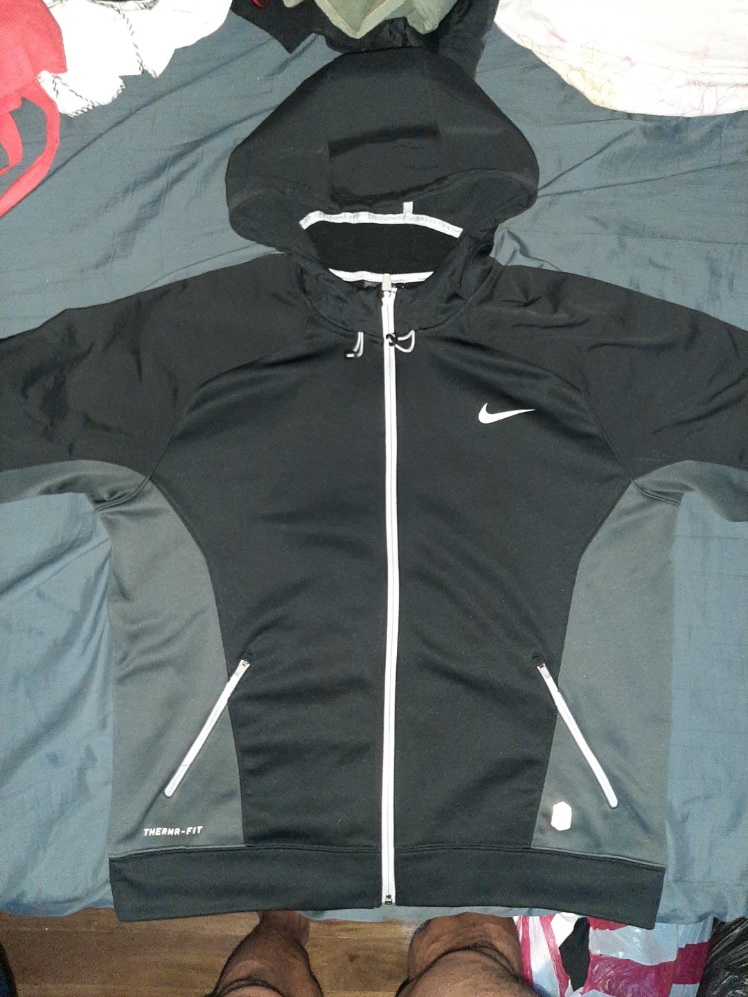 nike jacket therma fit