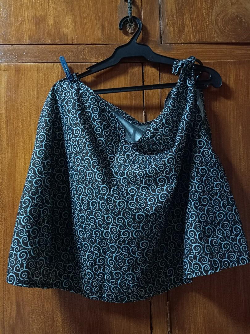 Nursing Cover (Category: Breastfeeding & Bottle Feeding) located in Tabaco. Submitted by debeub (Listing ID 238284790, Image 1). Description: From abroad Good as new.