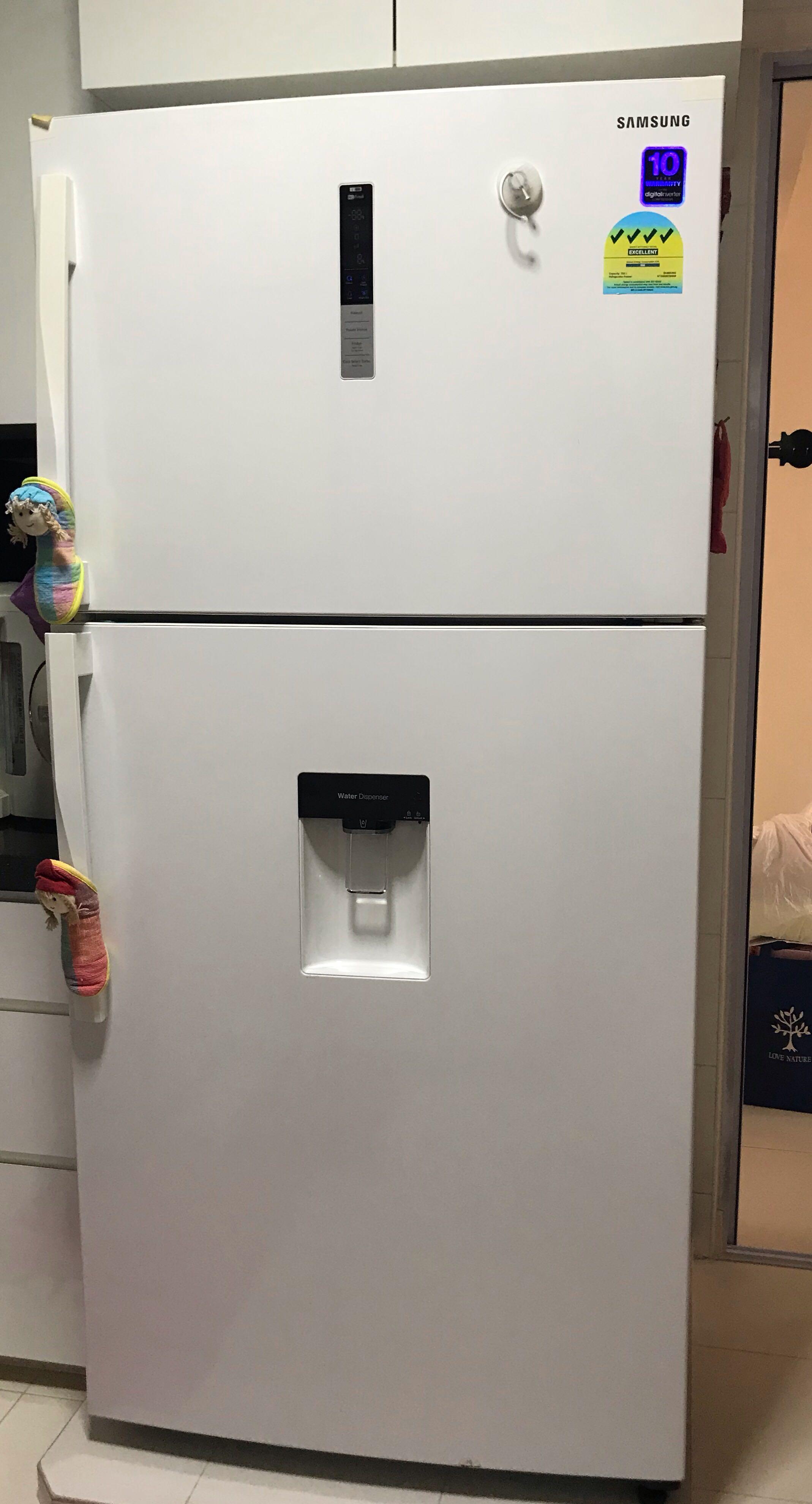 Refrigerator Samsung model, TV & Home Appliances, Kitchen Appliances