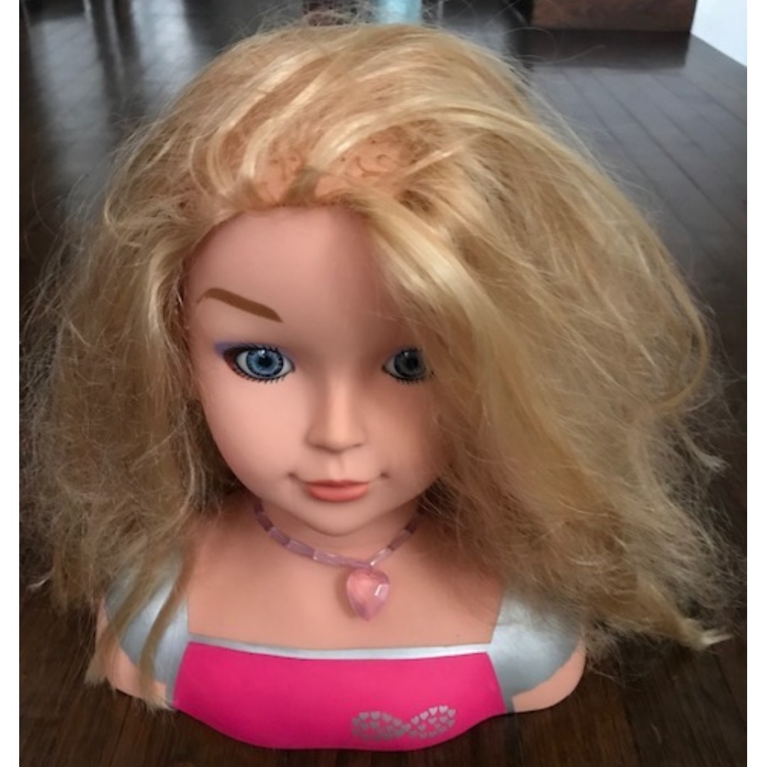 dream dazzlers styling head