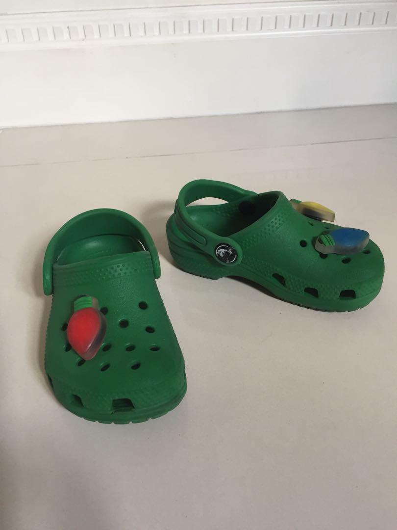 toddler crocs size 7