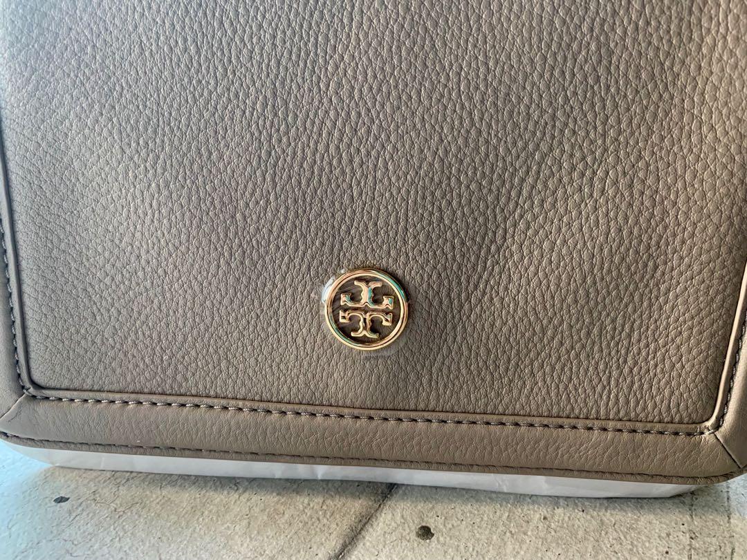 Authentic Tory Burch Crossbody Bag (Brand New), Women's Fashion, Bags &  Wallets, Cross-body Bags on Carousell