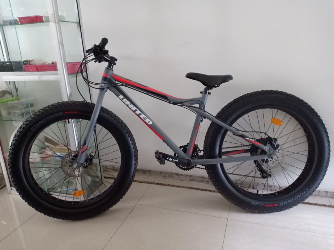 United grind bike fatbike Olah Raga Sepeda di Carousell