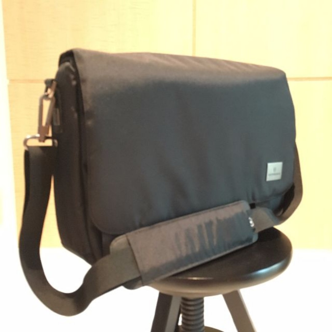 14 laptop messenger bag