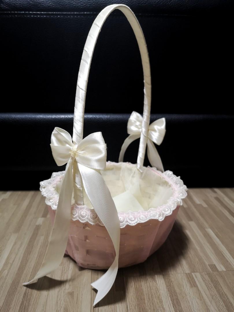 Basket design for wedding clearance