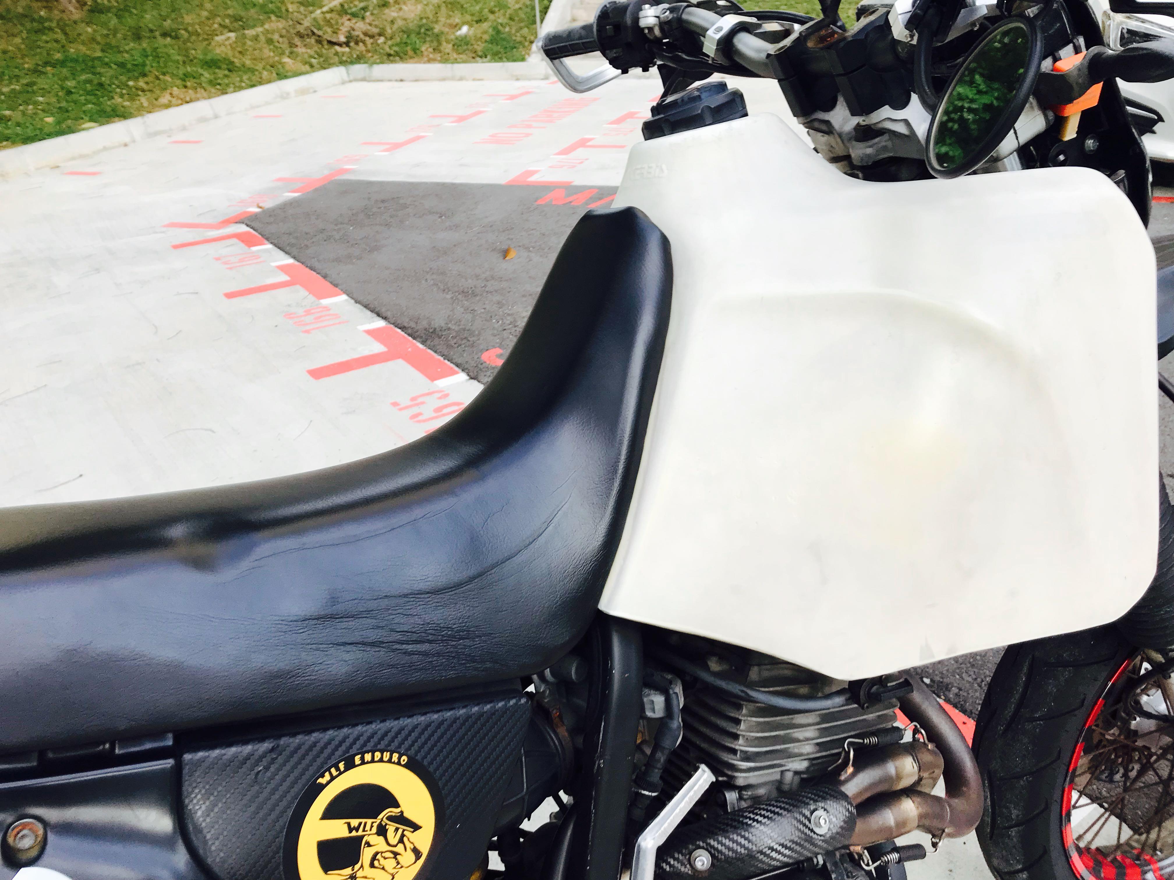 Xr400 clearance acerbis tank