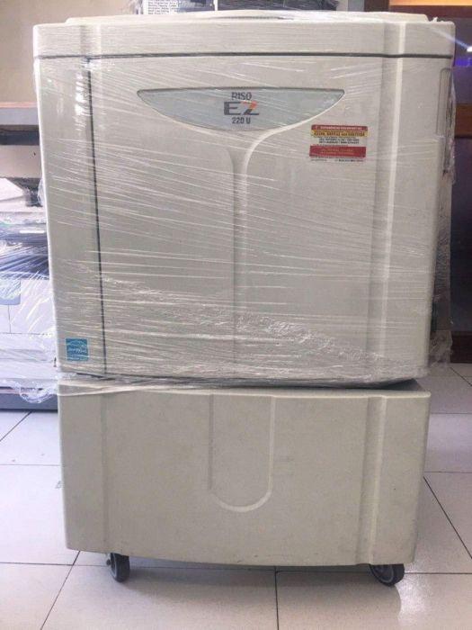 Xerox Copier Machine (Category: Printers, Scanners & Copiers) located in Quezon City. Submitted by copieronline_katipid_trading (Listing ID 238460607, Image 2). Description: This listing is hosted on Carousell on behalf of OLX Philippines. RISOGRAPH MACHINE AVAILABLE Model: EZ -220 FEATURES: •Quick duplicating machine •130 Copies per minute speed •Line, Photo, Duo-image processing •300 dpi resolution •No warm-up time waiting •Long -Max. paper siz