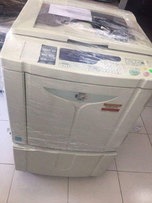 Xerox Copier Machine (Category: Printers, Scanners & Copiers) located in Quezon City. Submitted by copieronline_katipid_trading (Listing ID 238460607, Image 3). Description: This listing is hosted on Carousell on behalf of OLX Philippines. RISOGRAPH MACHINE AVAILABLE Model: EZ -220 FEATURES: •Quick duplicating machine •130 Copies per minute speed •Line, Photo, Duo-image processing •300 dpi resolution •No warm-up time waiting •Long -Max. paper siz