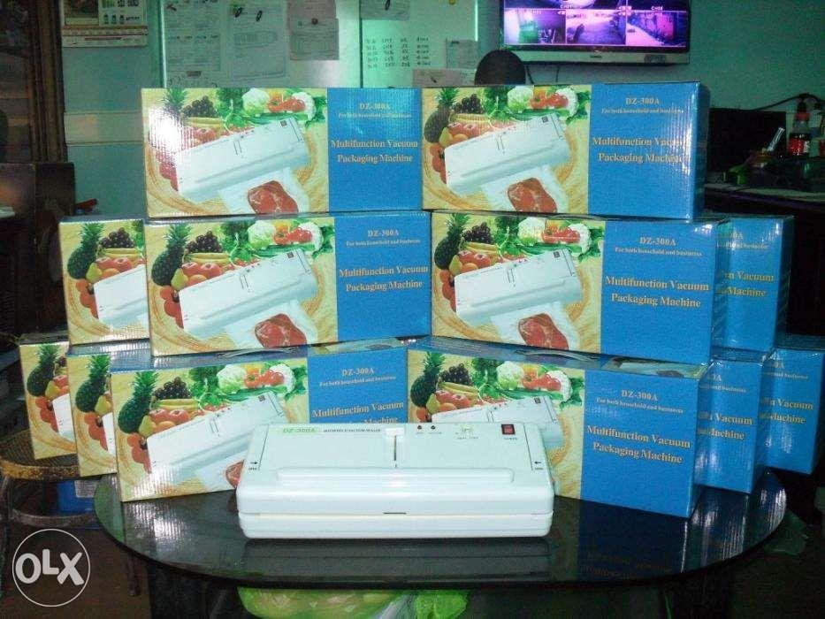 Portable Vacuum Sealer (Category: Cleaning Tools & Supplies) located in Valenzuela. Submitted by eightlife_trading (Listing ID 238461864, Image 2). Description: OTHER AVAILABLE PRODUCTS: • Vacuum Machines • Vacuum bags • Foot Sealer Series • Band Sealer • Induction Sealer Series • Shrink Machine Series • Coding and Labeling Machines • Heat Gun • Air Compressor • Weighing Scale • Manual Forklift Pallet Stacker • Electric capping machine • Hand wra