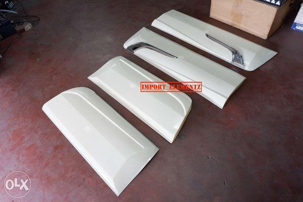 Cladding Automotive Parts 2015 to 2022 Toyota Hilux Revo Side Body Cladding Chrome trim accent ...