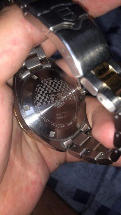 TAG Heur Formula1 (Category: Men's Watches) located in Quezon City. Submitted by jevinjay (Listing ID 238496796, Image 3). Description: Issue: slight hairlines at wla n dn po ung extra links nia .. as is n po ung nsa pic Rfs: helping a friend Wag na po mghanap ng wala, posted n po lht. Fix fix fix Meet ups Trinoma and SM North only Ps hnd aq online lgi s olx pki txt n lng po aq salamt.