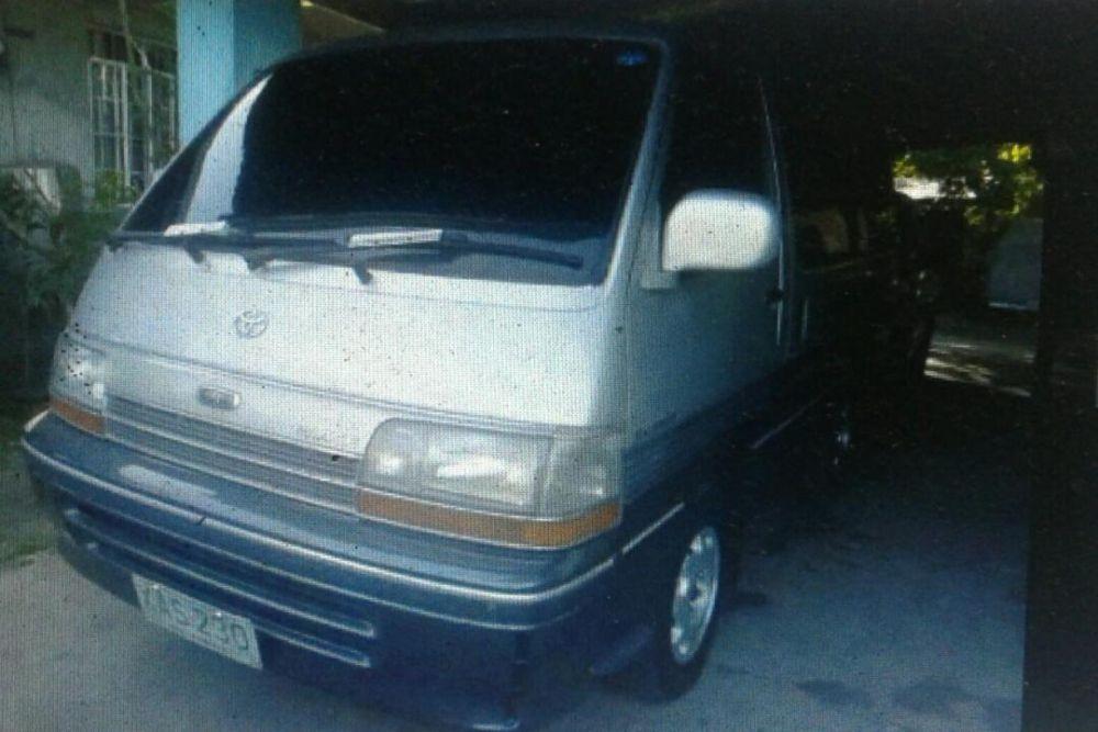 toyota custom van
