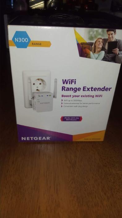 Sold- Netgear N300 Wall Plug Version WiFi Range Extender Wn3000rp,  Computers & Tech, Parts & Accessories, Networking on Carousell