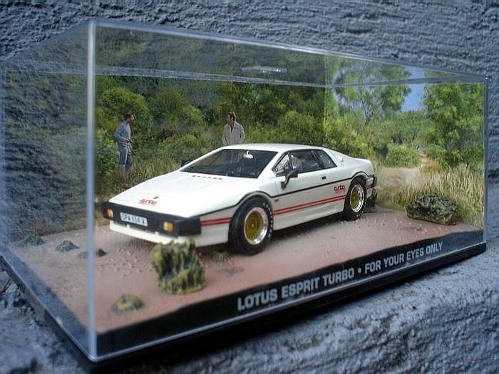 James Bond car Ford Renault Range Rover (Category: Vehicle & Diecast Models) located in Quezon City. Submitted by niteroi (Listing ID 238500881, Image 2). Description: James Bond car collection by Eaglemoss 1:43 scale with diorama scene from various Bond movies Lotus Esprit Turbo For Your Eyes Only - ₱900 NOT AVAILABLE Daimler DS420 Limousine Casino Royale - ₱800 (Sold not available) Ford Falcon Ranchero Goldfinger - ₱800 Renault 11 Half Taxi A V