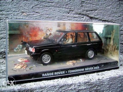 James Bond car Ford Renault Range Rover