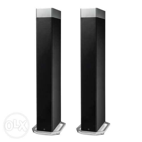 Definitive Technology Tower speakers with built in subwoofers, Audio