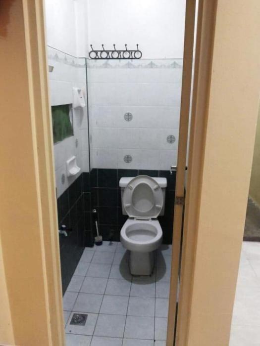 Bungalow Type Brgy Rizal Makati City, Property, For Sale, House & Lot