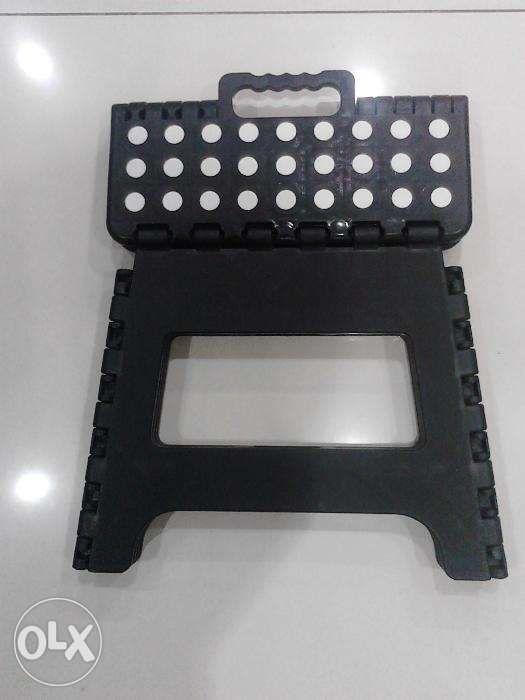 foldable step stools various heights (Category: Ladders & Steps) located in Manila. Submitted by kenkenchi (Listing ID 238517102, Image 2). Description: various heights 21cm - 150 22cm - 250 27cm - 350 39cm -490 also please pm for color availability..