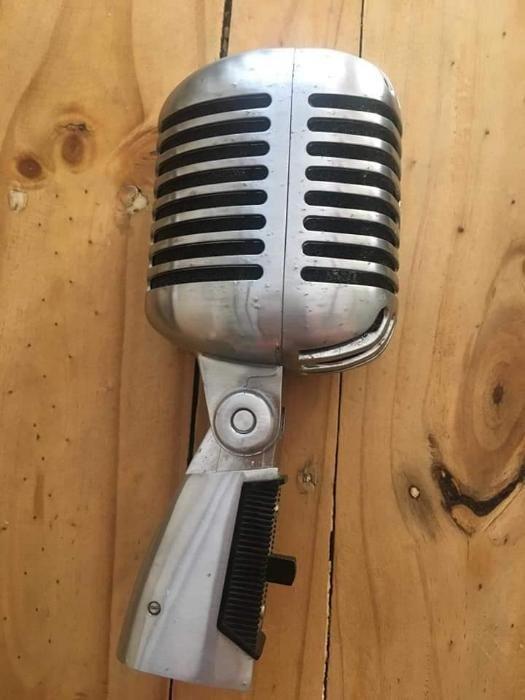 Vintage Microphone Elvis Mic Shure S55H (Category: TV Consoles) located in Manila. Submitted by robert.smith (Listing ID 238518248, Image 3). Description: working 1969-72 Vintage Mic Shure S55H Elvis Microphone with display Mic stand 10k firm welcome rotonda espana queson ave area.