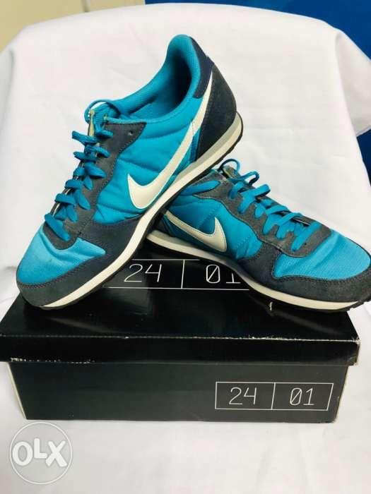 mizuno wave rider 23