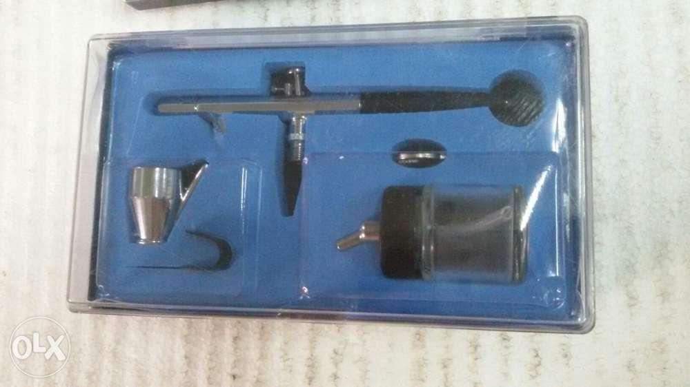 Workzone airbrush compressor kit ECABK02 90watts 230V brandnew