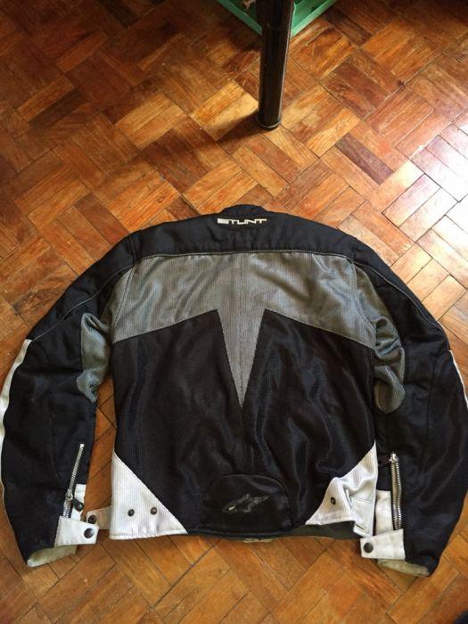 Alpinestars TStunt 2 AirFlo Mesh Jacket (Category: Coats, Jackets and Outerwear) located in Bacoor. Submitted by chierit (Listing ID 238535254, Image 2). Description: Complete pads and inner water proof vest. https://www.alpinestars.com/size-guide https://youtu.be/f2YchSvOkIs.