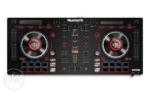 Numark Mixtrack Platinum USB DJ Controller Serato intro not pioneer sb