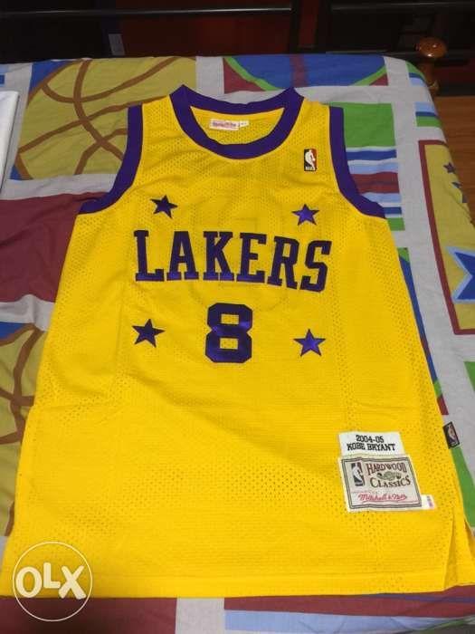 kobe yellow 8 jersey