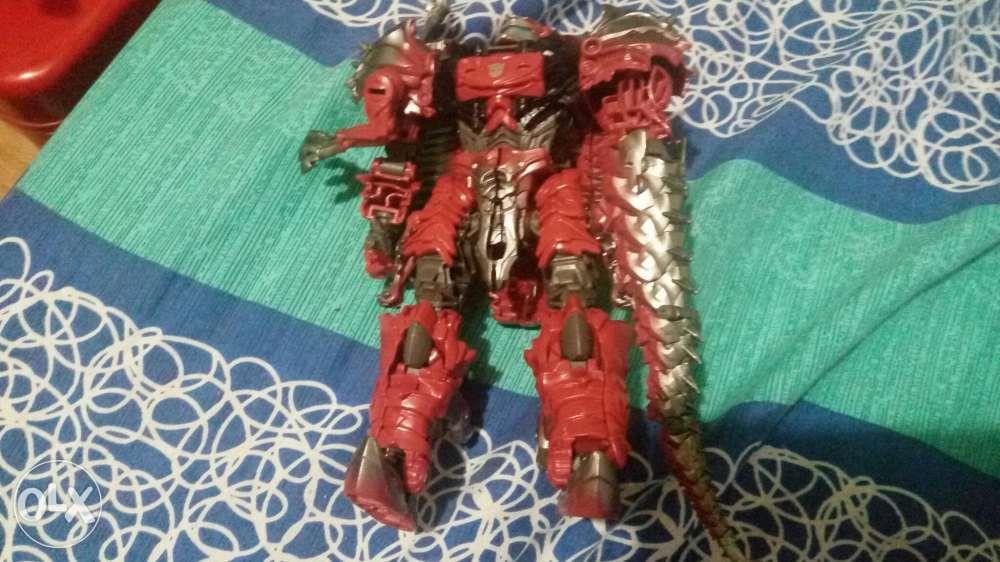 Transformers the last knight toy (Category: Infant Playtime) located in Pasig City. Submitted by mark.mark36 (Listing ID 238544300, Image 3). Description: dragonstorm -3000php nitro-1500 scorn-SOLD hot rod-1500php Steelbane-700php slash-700php berseker-700php Squeeks-700php Drift-700php dinobot slug-700php strafe-700php crosshair-700php nka display lang yan sa kabinet Meet up depende pero pasig area ako Last price posted.