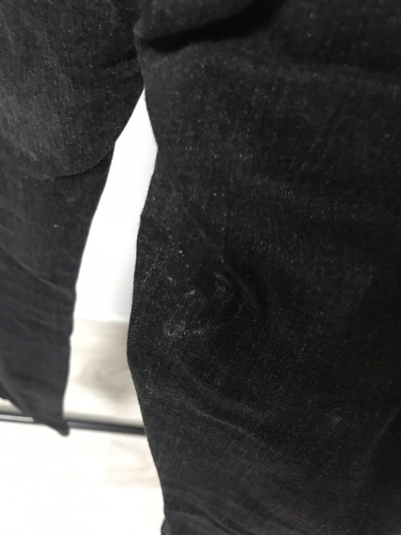 也不影响穿著 这款也是贴身窄管牛仔裤唷  7 months ago 在 裤子 s