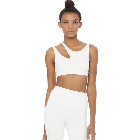 alo yoga bra sizing