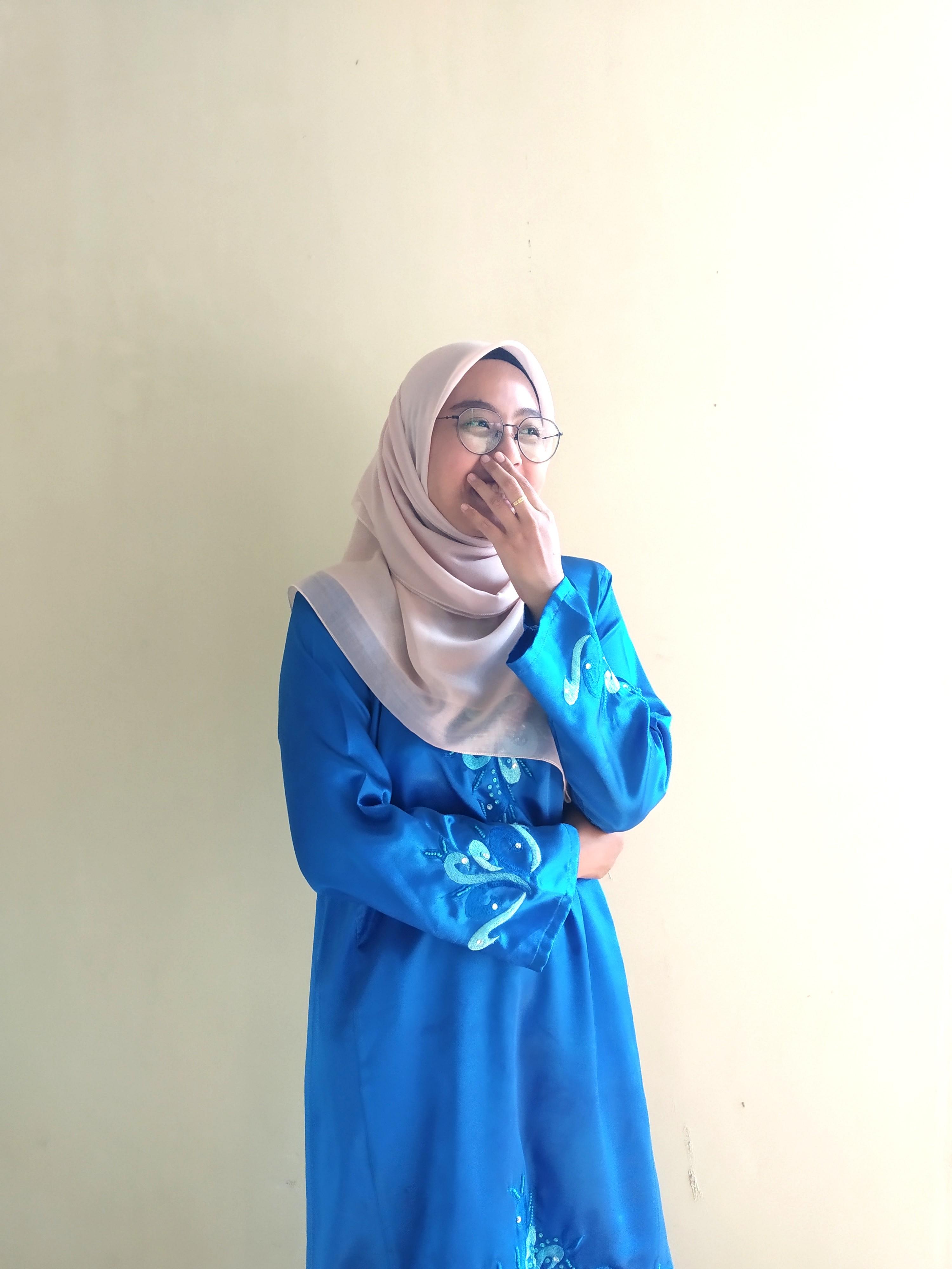 Baju Kurung Satin Muslimah Fashion Others On Carousell