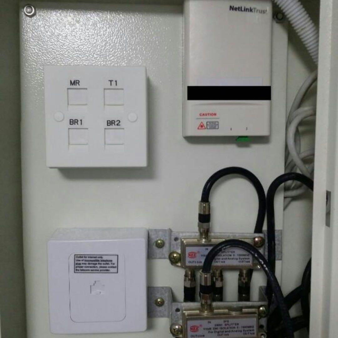 Data point conversion (Category: Other Home Furniture) located in Singapore. Submitted by kengoh8012 (Listing ID 238490374, Image 1). Description: Having trouble with conversion tel point to data point.call me up at 86921880 / 91711074for enquiry . Handy man to your wifi needs and setup for data point at affordable price . Look for Chua .