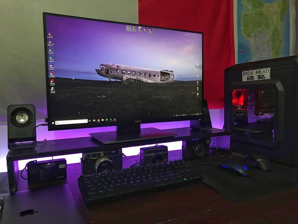 Dell 27 Inch Qhd 144hz G Sync Gaming Monitor Electronics Computer Parts Accessories On Carousell
