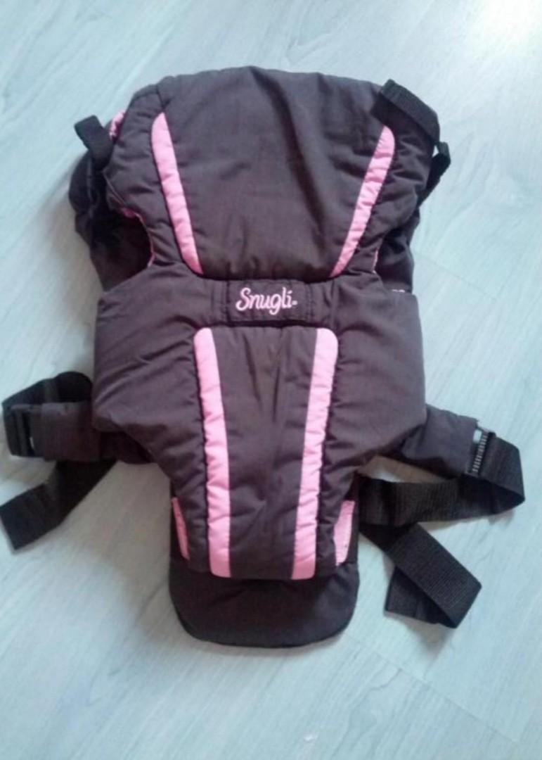 snuggly baby carrier
