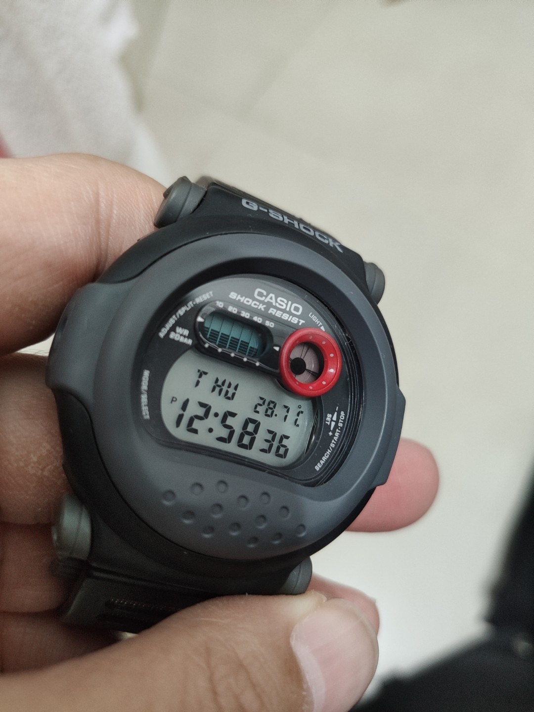 G shock on sale dw 001