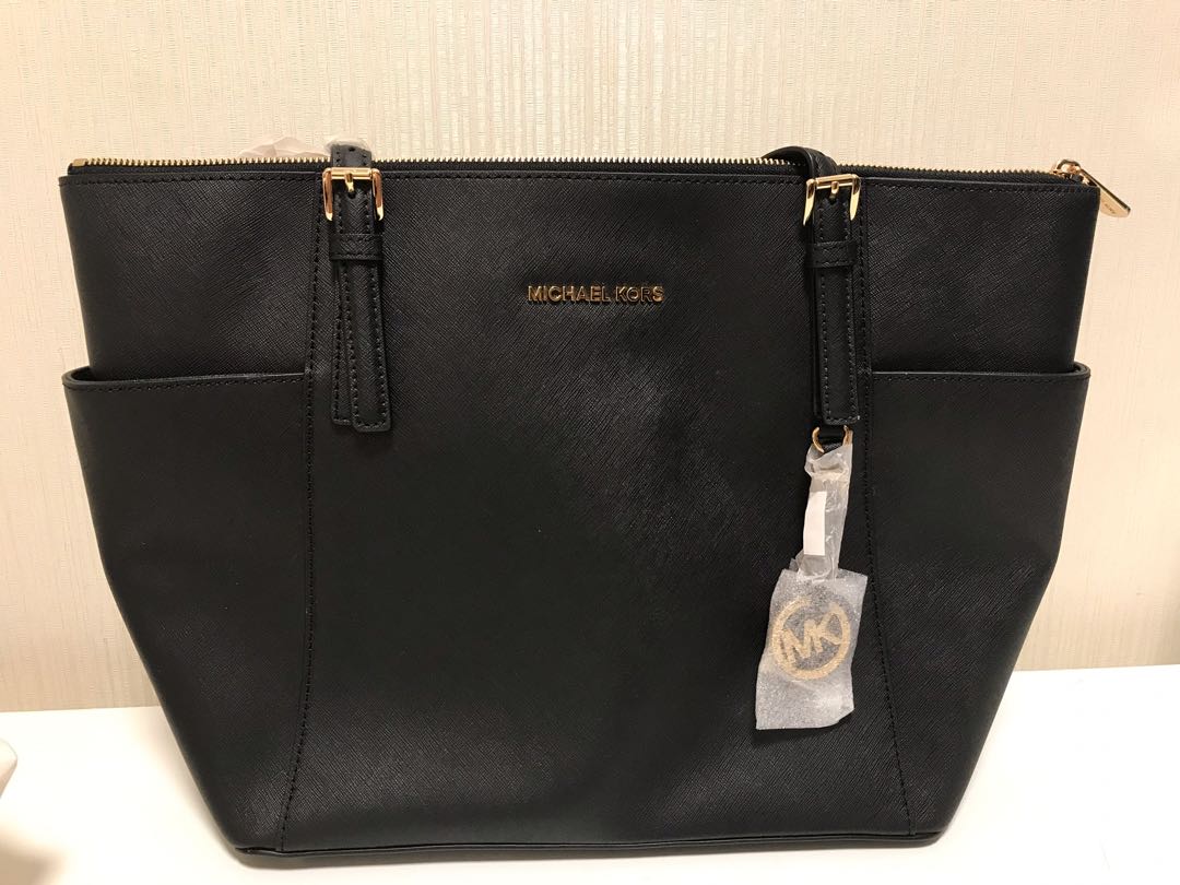 Jet Set Large Saffiano Leather TopZip Tote Bag, Women's Fashion, Bags