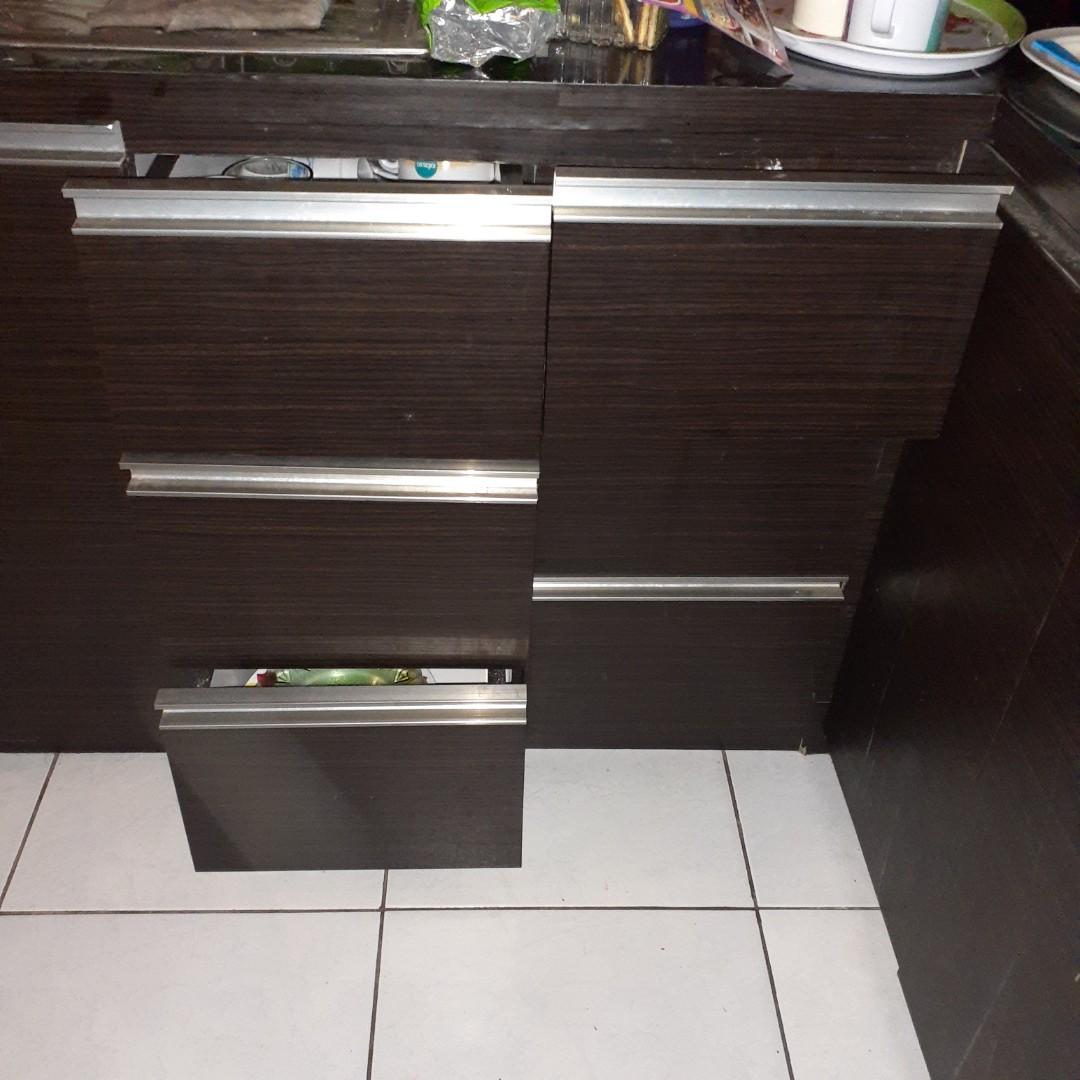 Dapatkan Kitchen Set Bekas Berkualitas di Daerah Khusus Panjunan, Bandung! (Bukalapak)