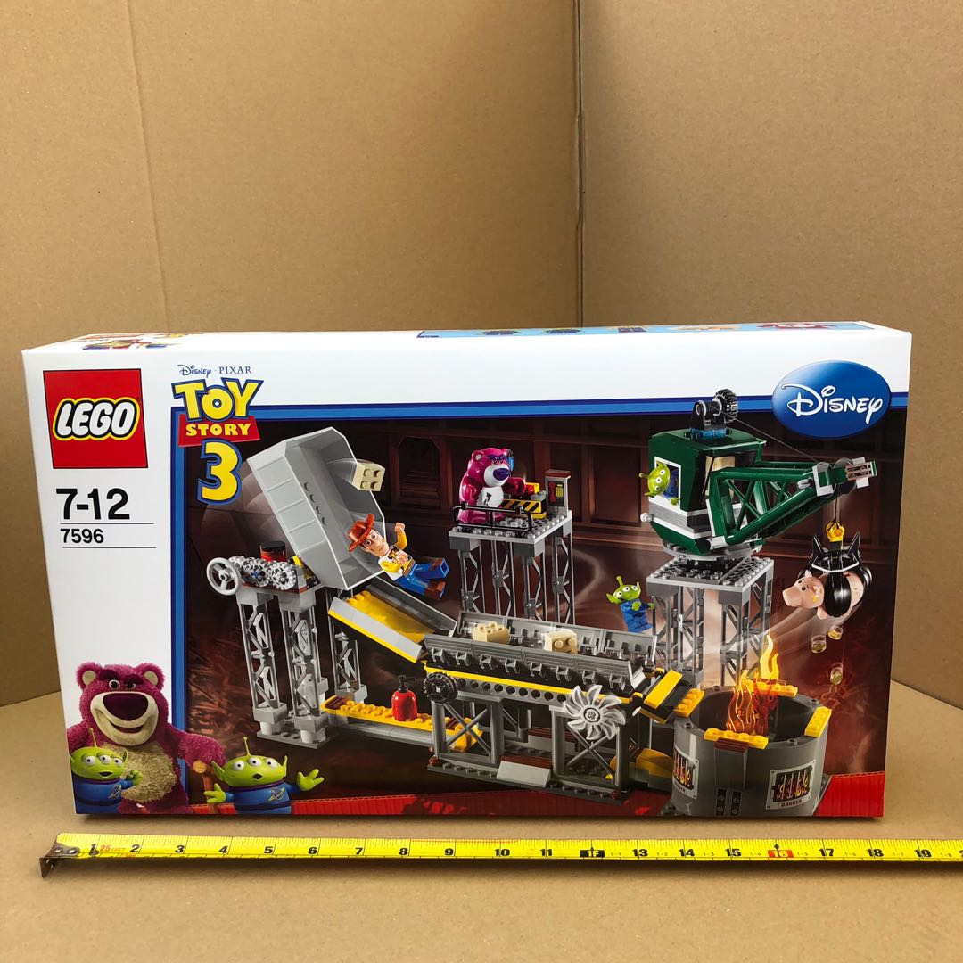 Lego trash compactor on sale escape
