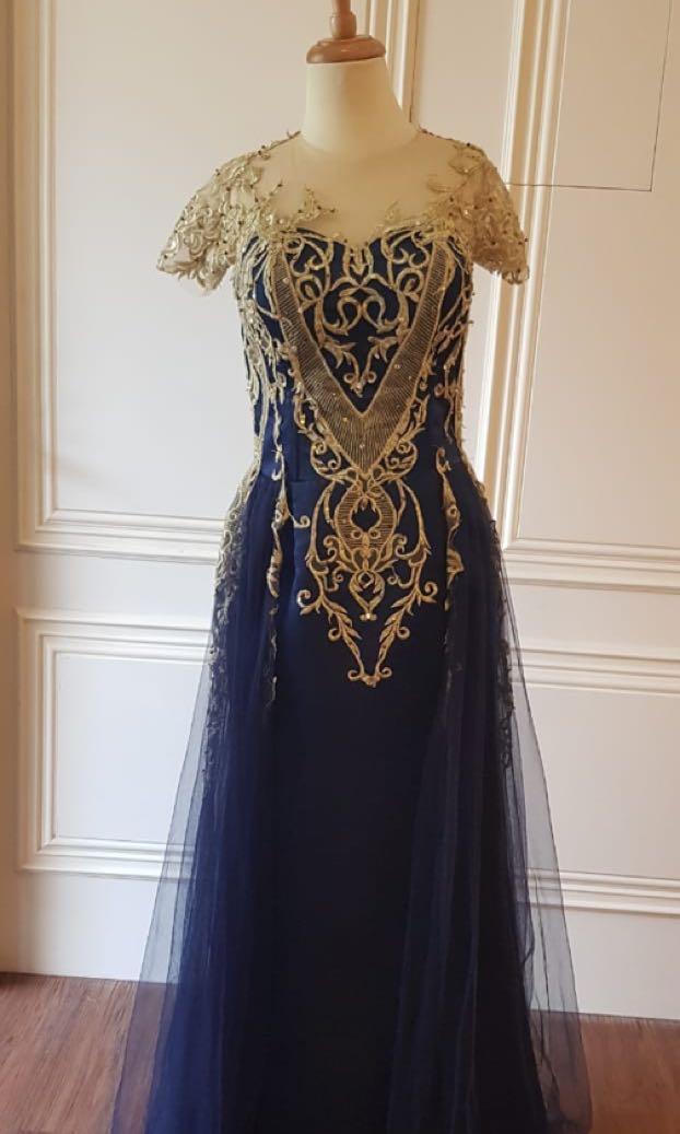 dress navy gold