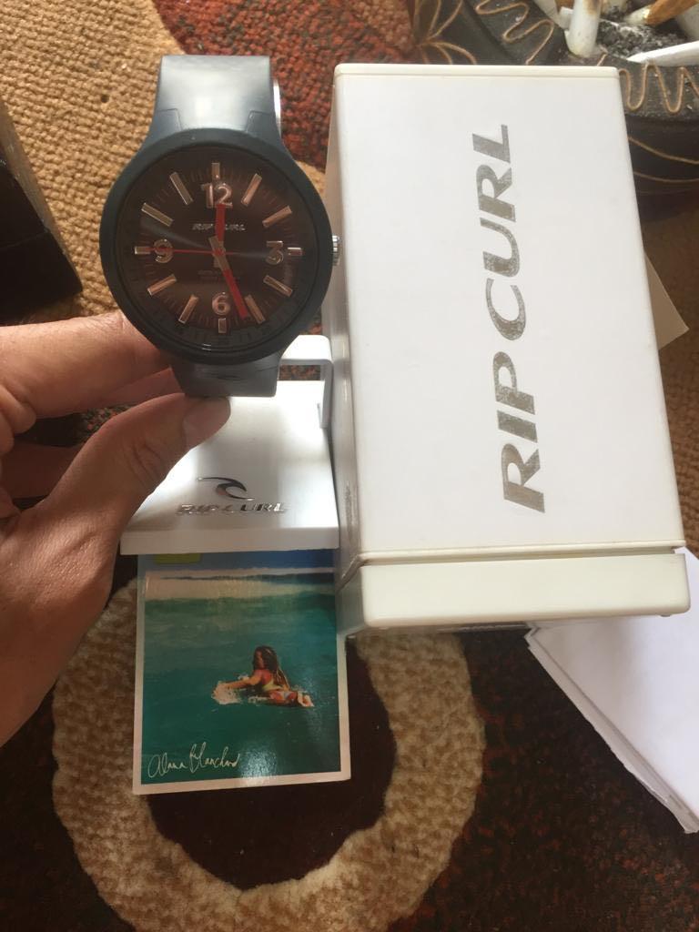 Ripcurl A2632 Fesyen Pria Jam Tangan Di Carousell